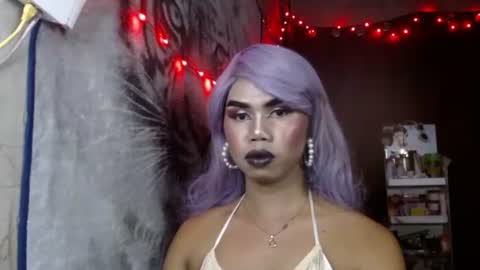 Snapshot of queenpinayebony_xx chatting on April 13, 2026, 10:54 am queenpinayebony_xx online show from April 13, 2026, 10:54 am