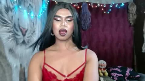 Snapshot of queenpinayebony_xx chatting on April 23, 2026, 3:47 pm queenpinayebony_xx online show from April 23, 2026, 3:47 pm