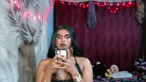 Snapshot of queenpinayebony_xx chatting on May 10, 2026, 12:10 pm queenpinayebony_xx online show from May 10, 2026, 12:10 pm