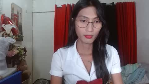 queensteffi online show from September 9, 2025, 7:46 pm