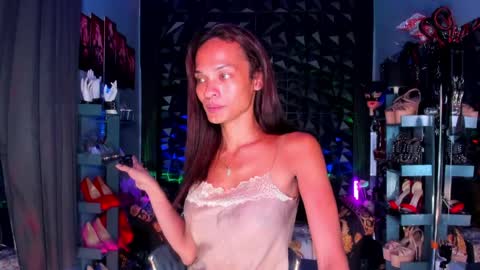 ValentinaMoone online show from April 26, 2026, 5:43 pm