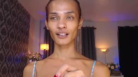 Snapshot of queenvalentinats chatting on June 19, 2026, 1:15 pm ValentinaMoone online show from June 19, 2026, 1:15 pm