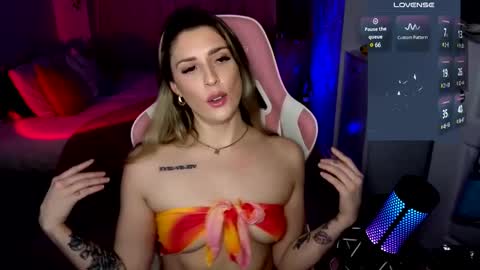 Snapshot of queenx_lexy chatting on December 29, 2024, 10:25 pm queenx_lexy online show from December 29, 2024, 10:25 pm