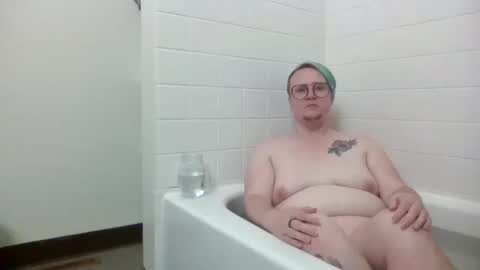 queerlyjaz online show from October 14, 2025, 1:50 am