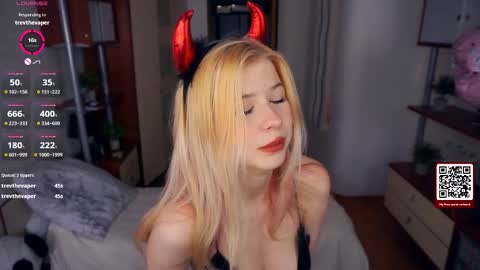 Tate online show from November 15, 2025, 4:32 am