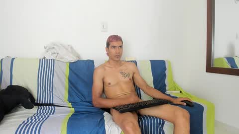 QuinnAndPuma online show from February 9, 2025, 11:15 pm