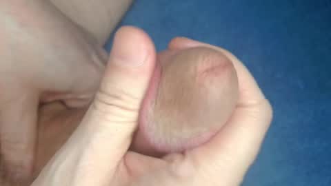 Ryan V online show from April 16, 2026, 1:17 am