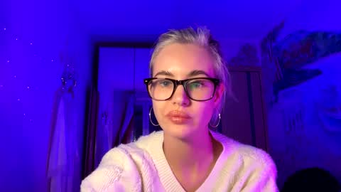 Snapshot of qusi28 chatting on February 6, 2025, 6:56 pm qusi28 online show from February 6, 2025, 6:56 pm