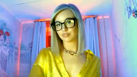 Snapshot of qusi28 chatting on February 10, 2025, 6:13 pm qusi28 online show from February 10, 2025, 6:13 pm