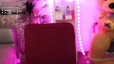 Nova Hollis online show from March 9, 2026, 5:11 am