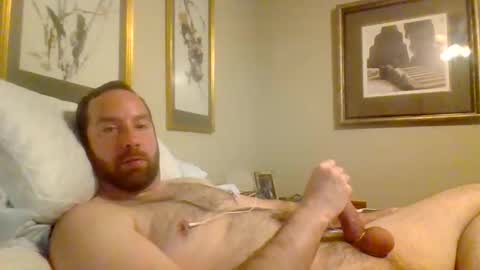 qwertyuiop1357900 online show from December 14, 2025, 5:07 pm