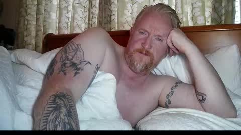 Snapshot of r_o_h_a_n chatting on September 17, 2025, 8:05 am r_o_h_a_n online show from September 17, 2025, 8:05 am