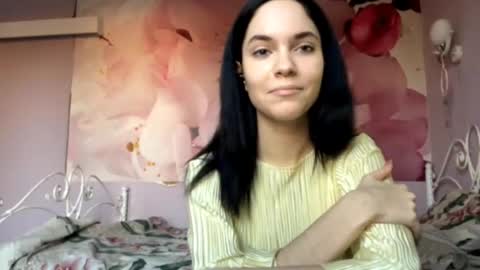 Ari online show from November 11, 2025, 11:54 am