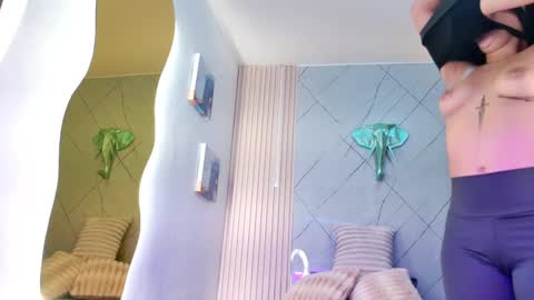 rachel_rivera99 online show from September 17, 2025, 11:45 am