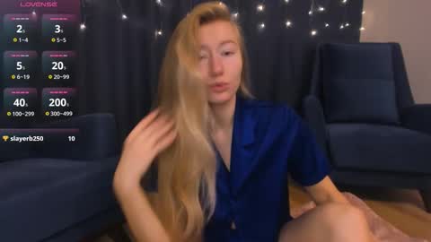 Snapshot of rachel_rut chatting on November 22, 2025, 3:16 am Rachel online show from November 22, 2025, 3:16 am