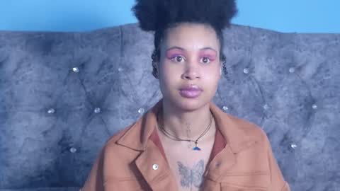 RachelAnn online show from November 5, 2025, 1:33 pm