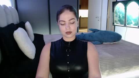 Call me Miss. online show from August 6, 2026, 9:17 pm