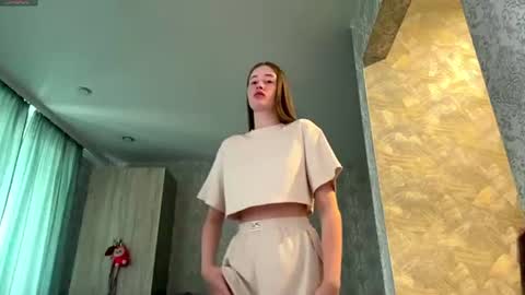 Elena online show from July 20, 2026, 2:15 am
