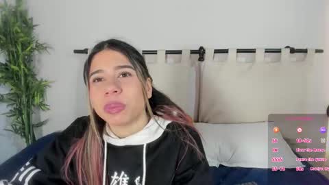 Snapshot of rachell_criss chatting on February 7, 2026, 4:49 am Rachell online show from February 7, 2026, 4:49 am