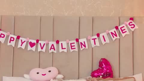 Rachell online show from February 12, 2025, 5:48 pm