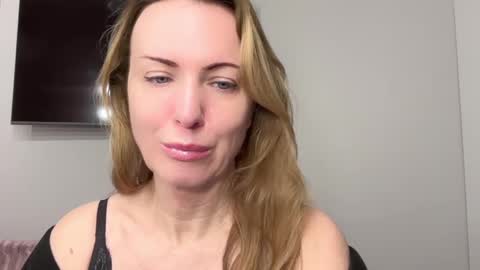 Rachel online show from February 15, 2025, 6:12 am