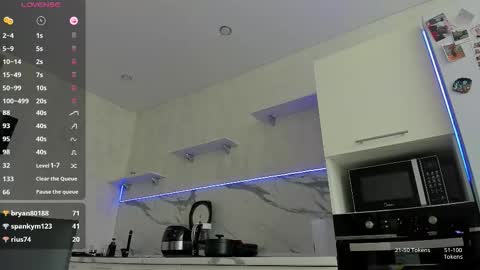 radiance_ online show from September 23, 2025, 5:54 am