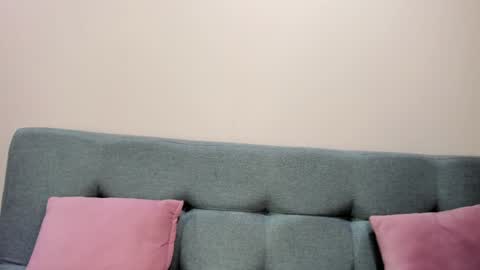 radiant_sapphire online show from January 18, 2025, 2:36 am