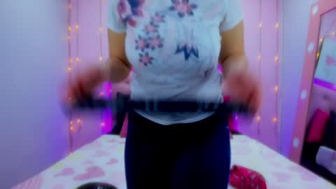 radiant_sapphire online show from January 31, 2025, 2:48 am