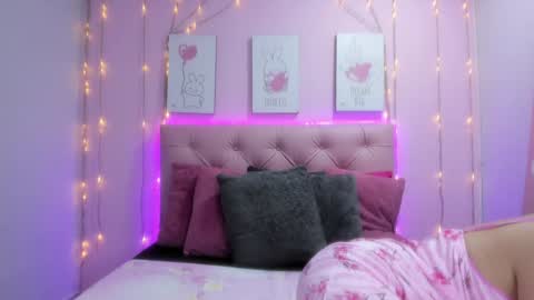 radiant_sapphire online show from February 1, 2025, 2:58 am