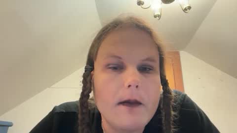 raeganv online show from February 8, 2026, 7:45 am