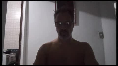 Snapshot of rafaelsel chatting on February 15, 2026, 4:42 am Big Uncle Jungle online show from February 15, 2026, 4:42 am