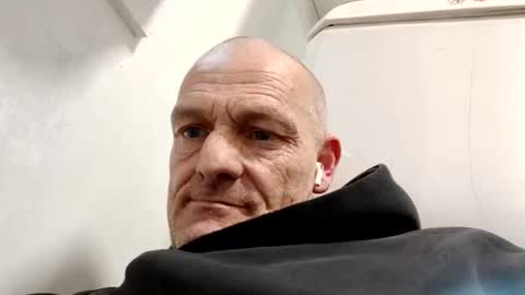 Snapshot of ragingzef69 chatting on November 22, 2025, 8:19 pm Bigthickdickinvic online show from November 22, 2025, 8:19 pm