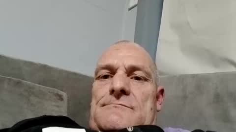 Snapshot of ragingzef69 chatting on November 28, 2025, 7:16 pm Bigthickdickinvic online show from November 28, 2025, 7:16 pm