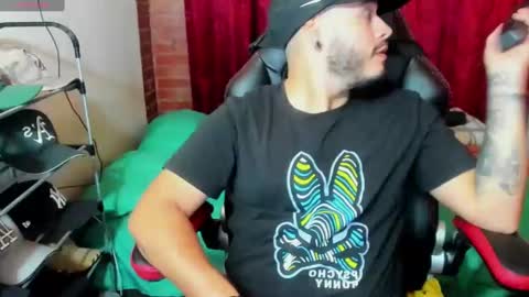 ragnar_lothbrok77 online show from March 6, 2025, 12:43 am