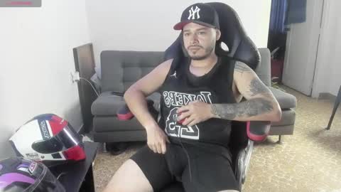 ragnar_lothbrok77 online show from September 10, 2025, 4:07 pm