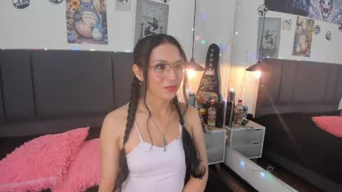 Snapshot of raia_ chatting on April 23, 2026, 3:19 am Raia online show from April 23, 2026, 3:19 am