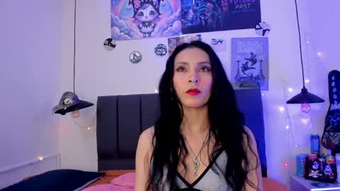 Snapshot of raia_ chatting on May 31, 2026, 2:53 am Raia online show from May 31, 2026, 2:53 am