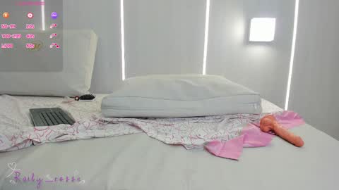 railey_rosse online show from February 17, 2025, 10:47 pm