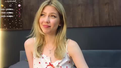 Lisa online show from February 19, 2025, 10:53 pm