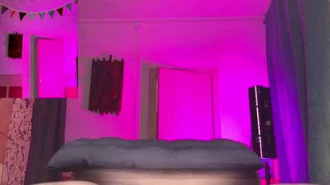 Rainbow James  online show from April 11, 2026, 4:55 pm