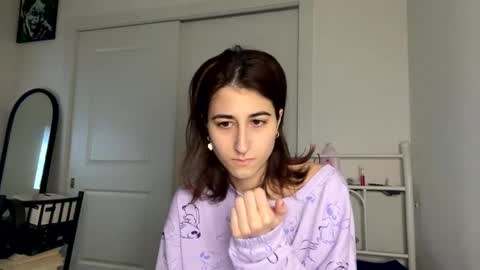 Snapshot of raiyvyn chatting on January 3, 2025, 3:38 am Ray Ray online show from January 3, 2025, 3:38 am