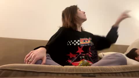 Snapshot of raiyvyn chatting on February 10, 2025, 6:09 am Ray Ray online show from February 10, 2025, 6:09 am