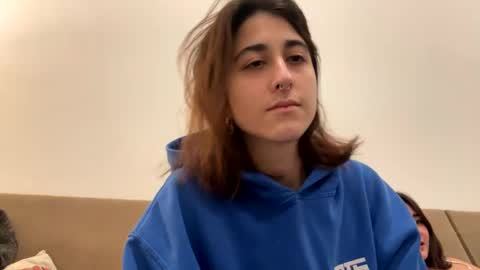 Snapshot of raiyvyn chatting on February 18, 2025, 4:48 am Ray Ray online show from February 18, 2025, 4:48 am