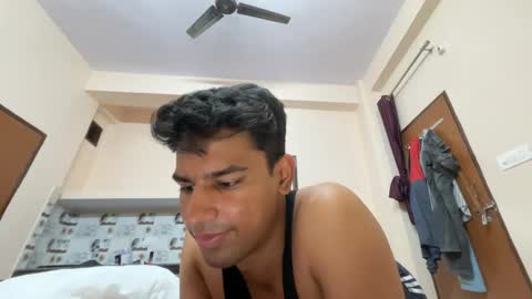 raju_smith online show from November 4, 2025, 6:01 am