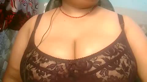 Snapshot of rakhi33888 chatting on November 4, 2025, 5:01 pm rakhi33888 online show from November 4, 2025, 5:01 pm