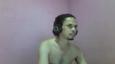 Snapshot of raku2386 chatting on September 30, 2025, 4:39 am Ken online show from September 30, 2025, 4:39 am