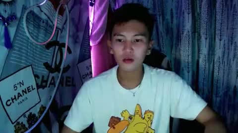 Snapshot of ralfhuge24 chatting on November 30, 2025, 2:10 pm ralfhuge24 online show from November 30, 2025, 2:10 pm