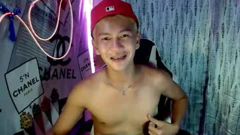 Snapshot of ralfhuge24 chatting on December 4, 2025, 10:18 pm ralfhuge24 online show from December 4, 2025, 10:18 pm