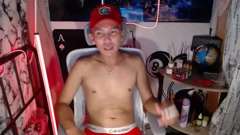 Snapshot of ralfhuge24 chatting on February 17, 2026, 3:51 pm ralfhuge24 online show from February 17, 2026, 3:51 pm