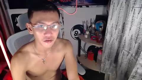 Snapshot of ralfhuge24 chatting on February 27, 2026, 8:09 pm ralfhuge24 online show from February 27, 2026, 8:09 pm